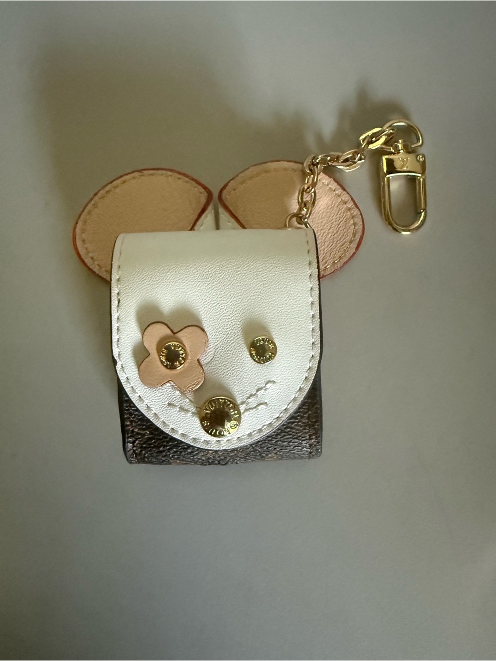 Cute White & Brown Floral headphone case Keychain Pouch